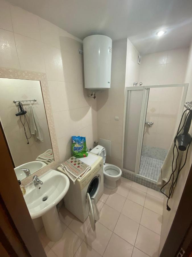 White New Apartments Ultracentral 2-Rooms In The Heart Chisináu Exterior foto