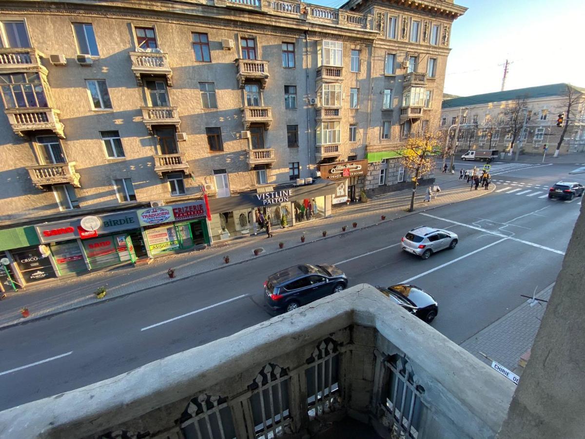 White New Apartments Ultracentral 2-Rooms In The Heart Chisináu Exterior foto