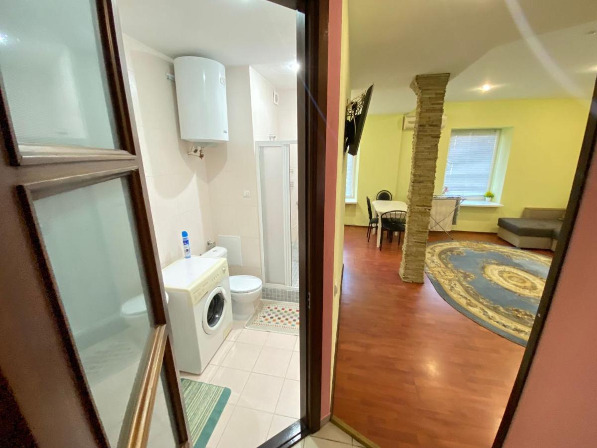 White New Apartments Ultracentral 2-Rooms In The Heart Chisináu Exterior foto